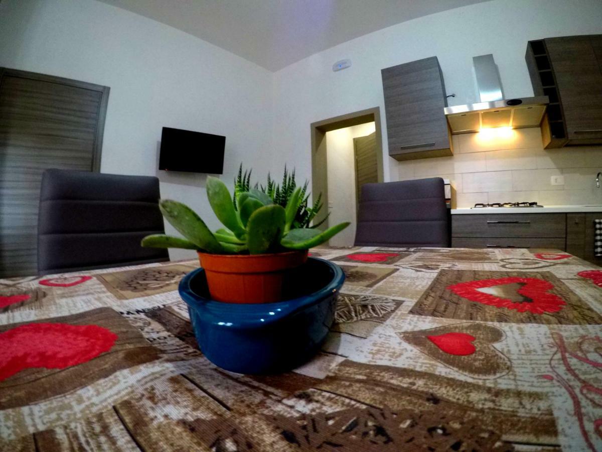 Welcome Home Apt. 2 Pozzallo Esterno foto