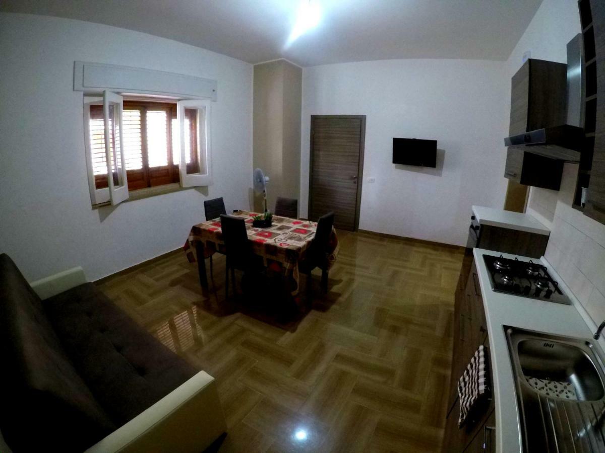 Welcome Home Apt. 2 Pozzallo Esterno foto